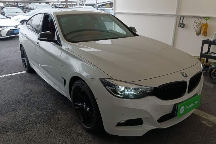 Used BMW 3 Series GT 2020 320i M Sport Night Edition
