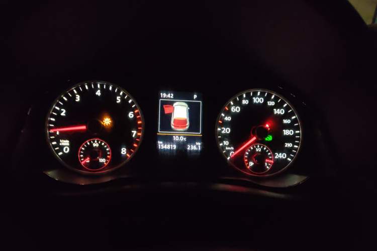 Used Volkswagen Tiguan L 2015 1.8TSI Automatic Two-Wheel Drive Luxury Model
