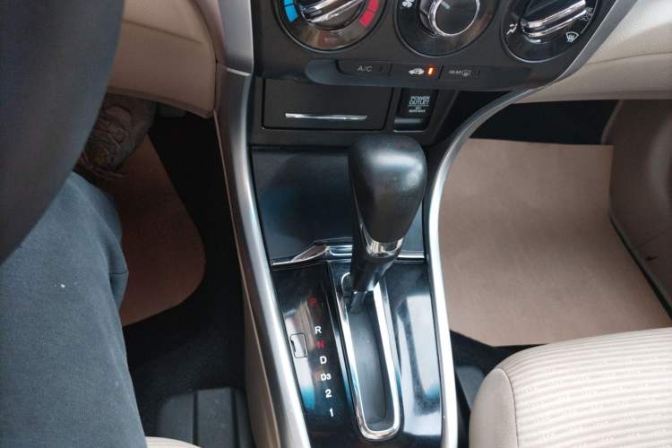 Used Honda Crider 2013 1.8L automatic comfort version