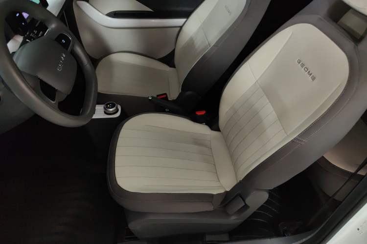 Used Geely Galaxy Panda 2025 210km Panda Kart Left Front Seat