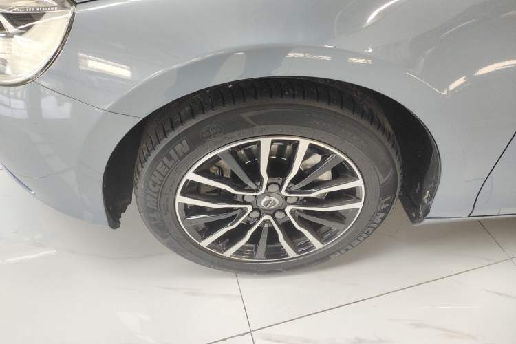 Used Volvo V40 2018 T3 Zhiyi Edition