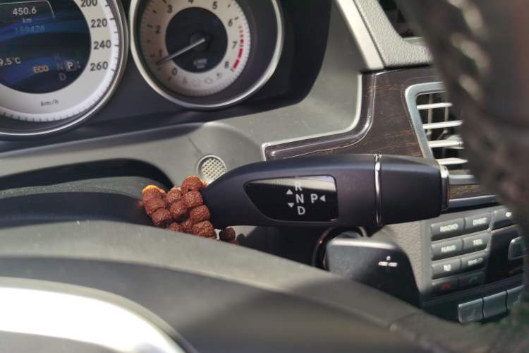 Used Mercedes-Benz E-Class 2015 E 260 L Sport & Fashion Model