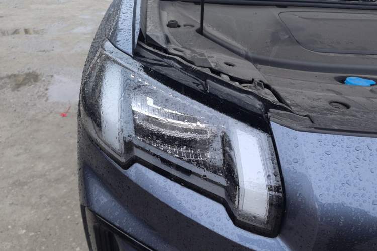 Used AION V 2024 Aion Tyrannosaurus 520 Smart Luxury Edition Right Front Headlight