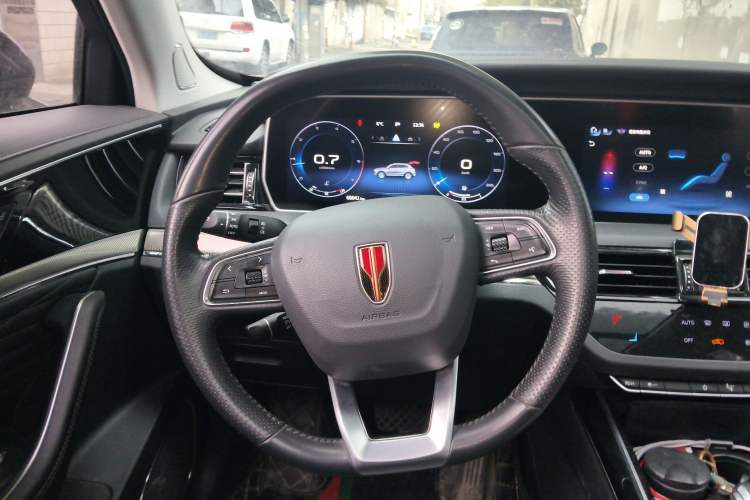 Used Hongqi HS5 2022 Revised Version 2.0T Smart Connect Flagship Edition
