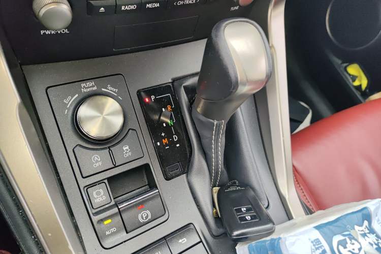 Used Lexus NX 2018 200 Front-Wheel-Drive X-Trail Version China V Standard
