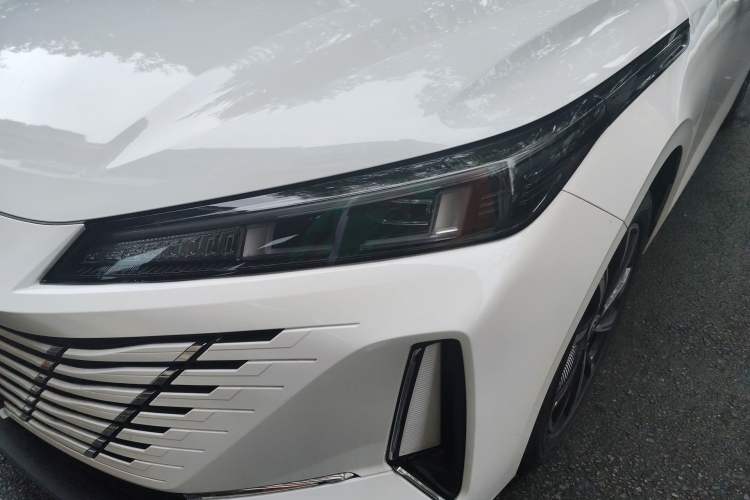 Used CHANGAN Eado 2025 Blue Whale 1.5T 500Bar Prestige Model
