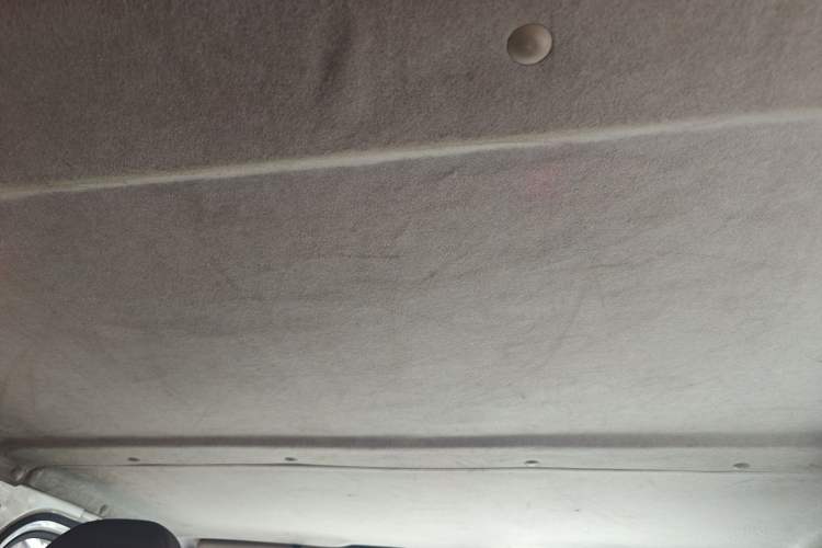 Used JMC Transit 2019 2.8T Commercial Version Short Wheelbase Low Roof 6-Seater China VI Emission Standard JX493