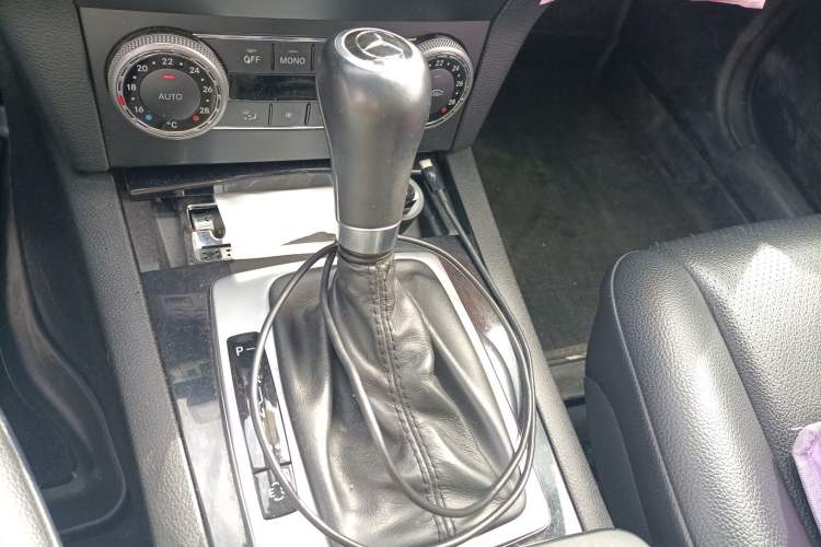 Used Mercedes-Benz GLK-Class 2012 GLK 300 4MATIC Fashion Model