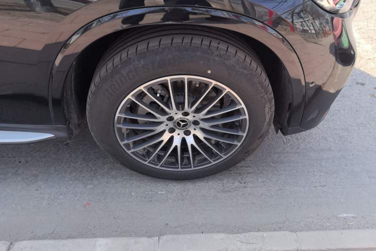 Used Mercedes-Benz GLC 2026 GLC 260 L 4MATIC Luxury Model
