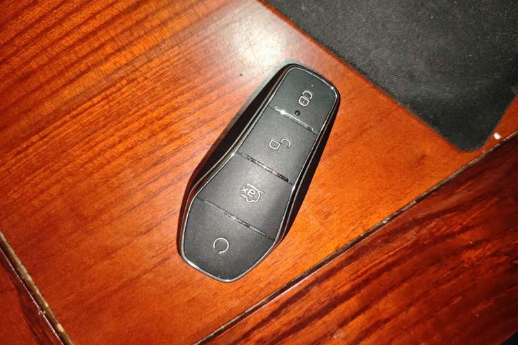 Used BYD Song Pro New Energy 2022 DM-i 110km Flagship Pro Model Vehicle Key