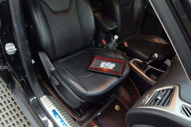 Used Jeep Compass 2017 200T Automatic Family Edition
