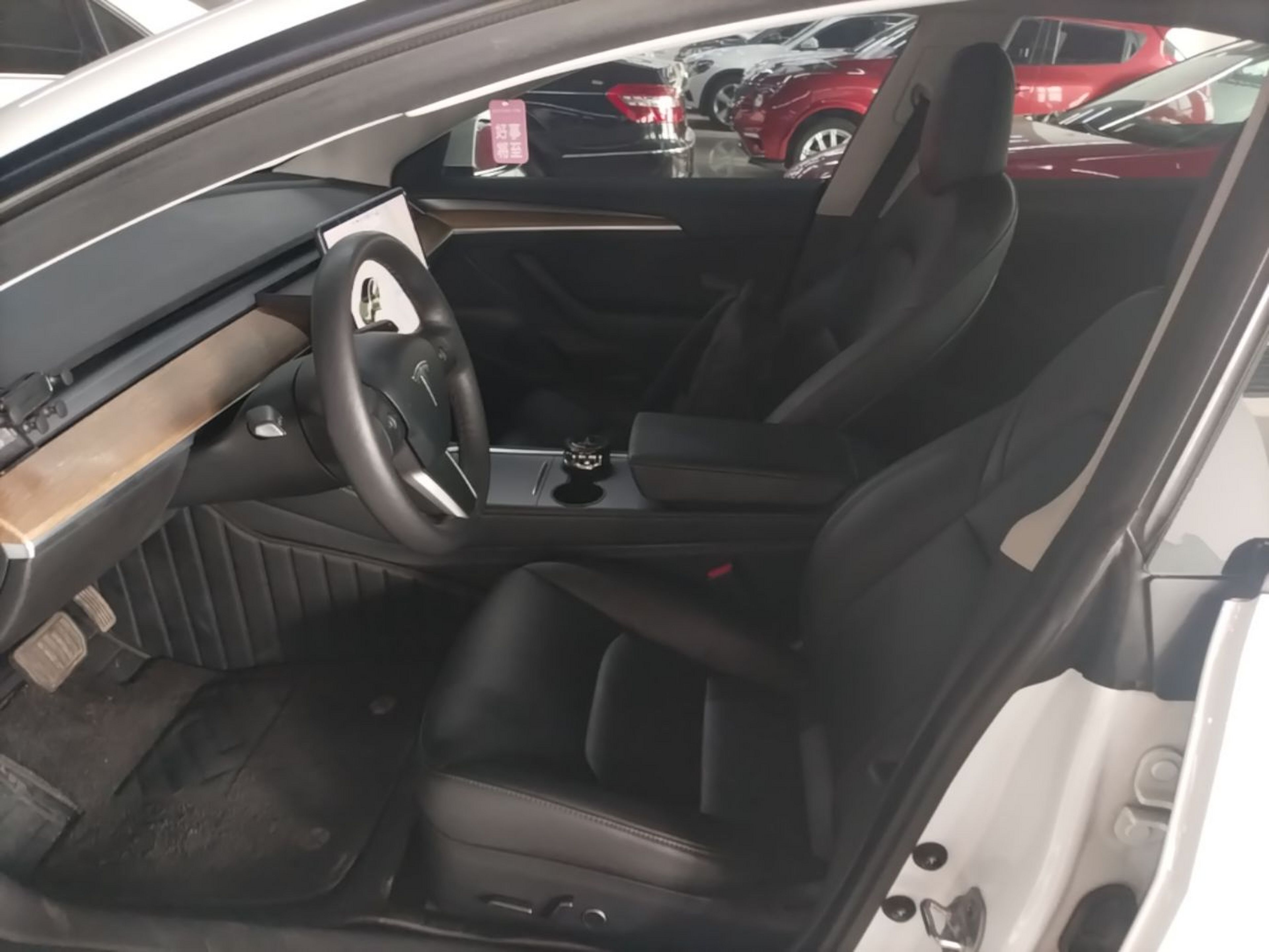 Interior delantero
