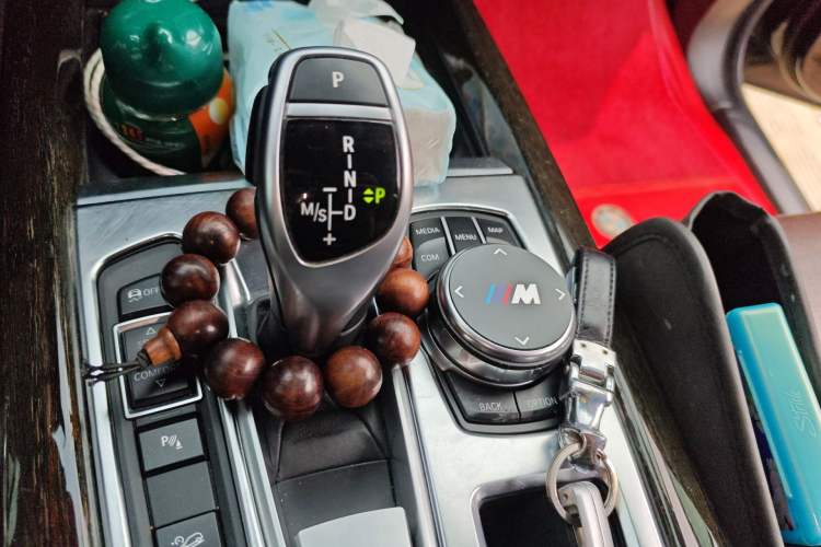 Used BMW X5 2018 xDrive35i M Sport Edition Gear Lever