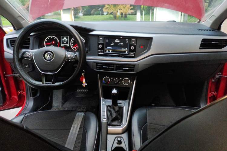 Used Volkswagen Polo 2019 Plus 1.5L Automatic Panoramic Enjoyment Edition Center Console