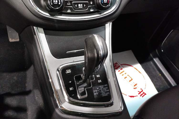 Used Baojun 560 2016 1.8L iAMT Luxury Model