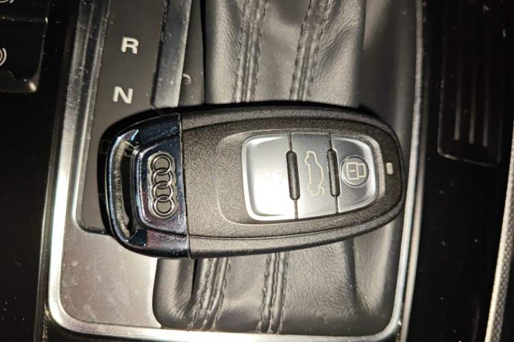 Used Audi A5 2013 Cabriolet 40 TFSI