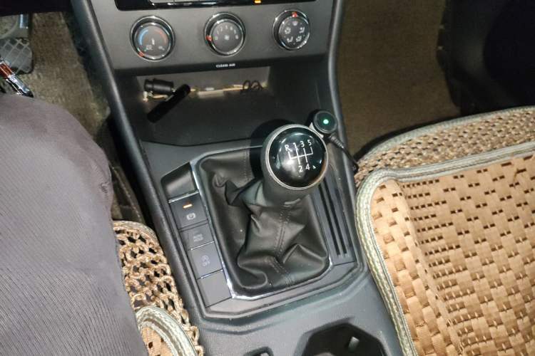 Used Volkswagen Lavida 2018 1.5L Manual Comfort Edition China V Standard