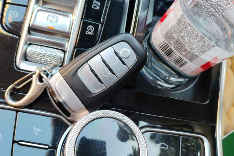 Used Hongqi H9 2020 2.0T Smart Connect Flagship Edition
