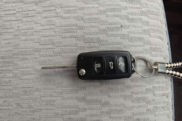 Used Volkswagen Polo 2016 1.4L Automatic Trendy Model Vehicle Key