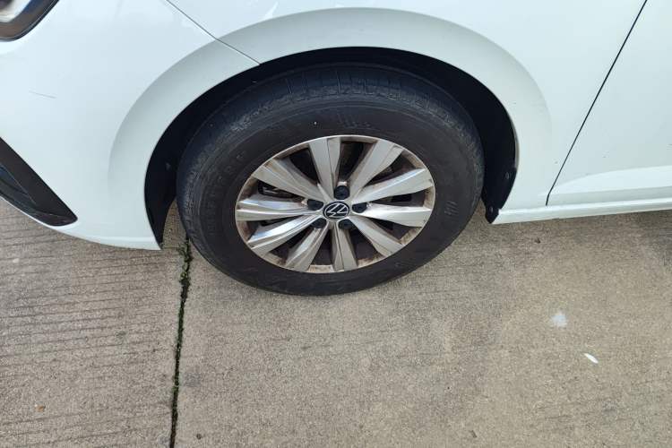 Used Volkswagen Lavida 2023 New Rui 1.5L Automatic New Yi Edition Left Front Wheel Hub