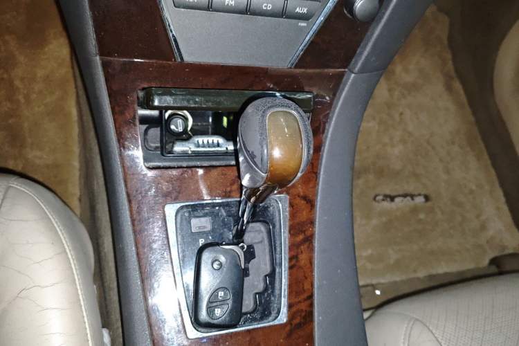 Used Lexus ES 2010 240 Luxury Edition Gear Lever