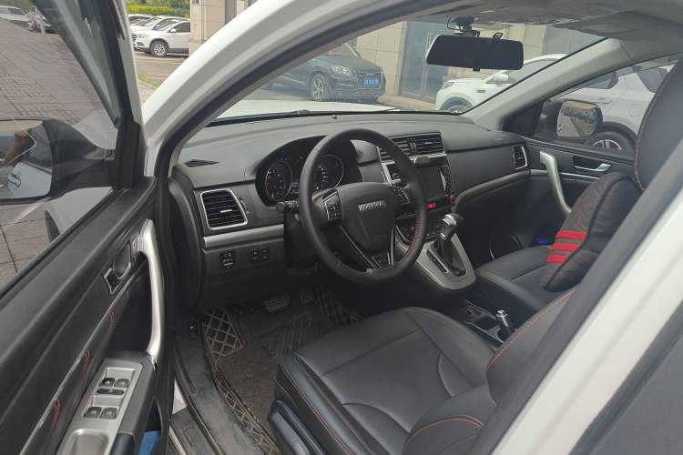 Used Haval M6 2019 1.5T DCT Two-Wheel Drive Elite Version China VI Standard
