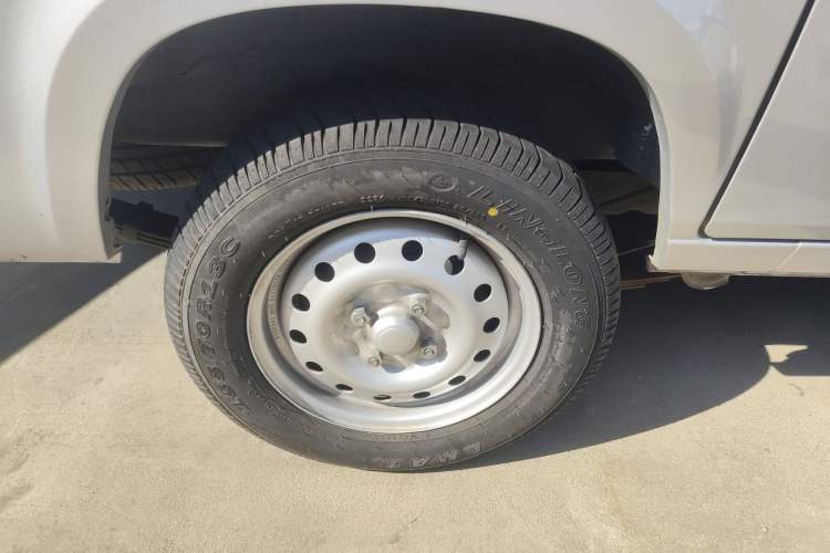 Used Wuling Zhiguang 2023 1.5L Practical Version 5/7 Seats