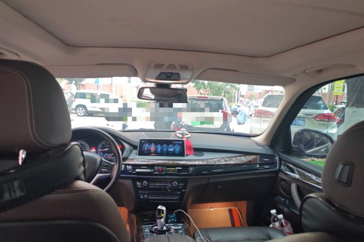 Used BMW X5 2015 xDrive28i
