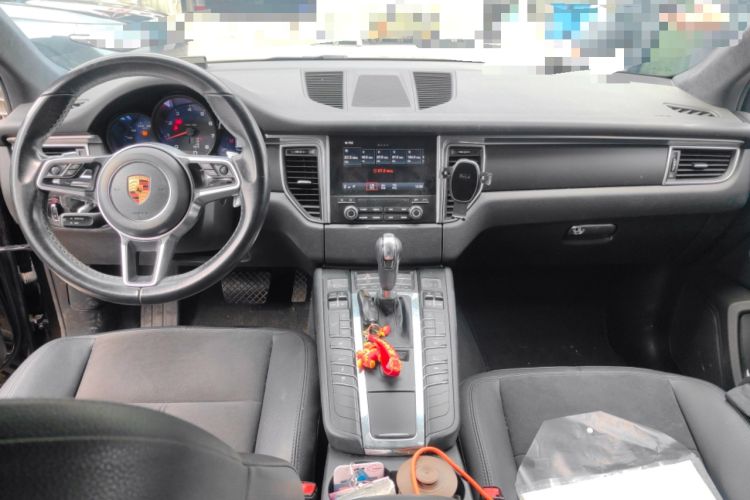 Used Porsche Macan 2017 Macan 2.0T Center Console