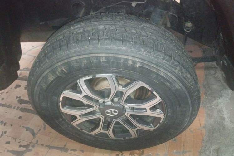 Used BAIC Off-Road BJ40 2019 2.3T Automatic Four-Wheel Drive Urban Hunter Edition Premium Model China VI Emission Standard
