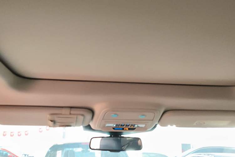 Used Ford Explorer 2020 EcoBoost 285 4x4 Titanium Edition 7-Seater
