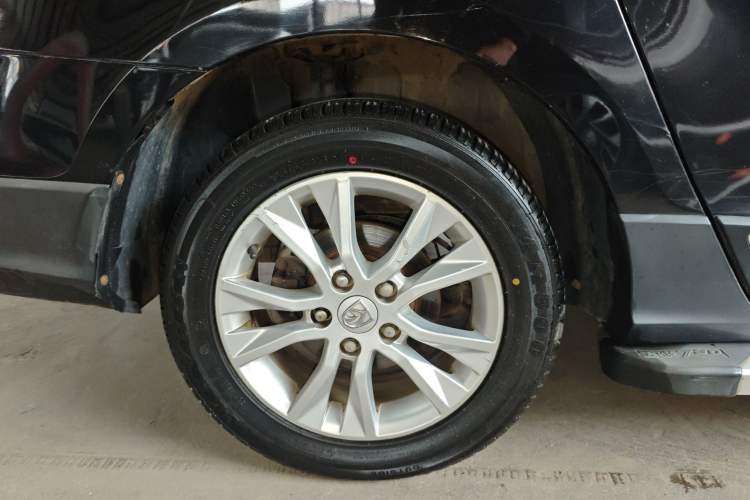 Used Baojun 730 2016 1.5T Manual Comfort Version 7 Seats