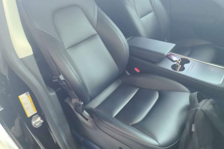 Used Tesla Model Y 2022 Rear-Wheel-Drive Version