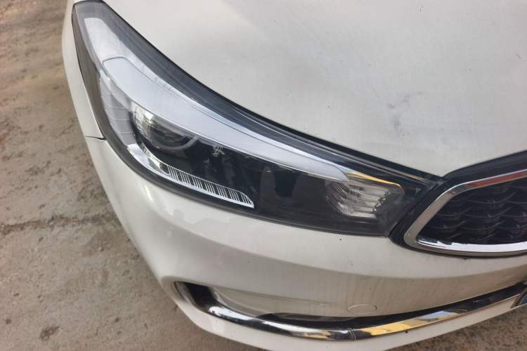 Used Kia K3 2016 1.6L Manual GL Right Front Headlight
