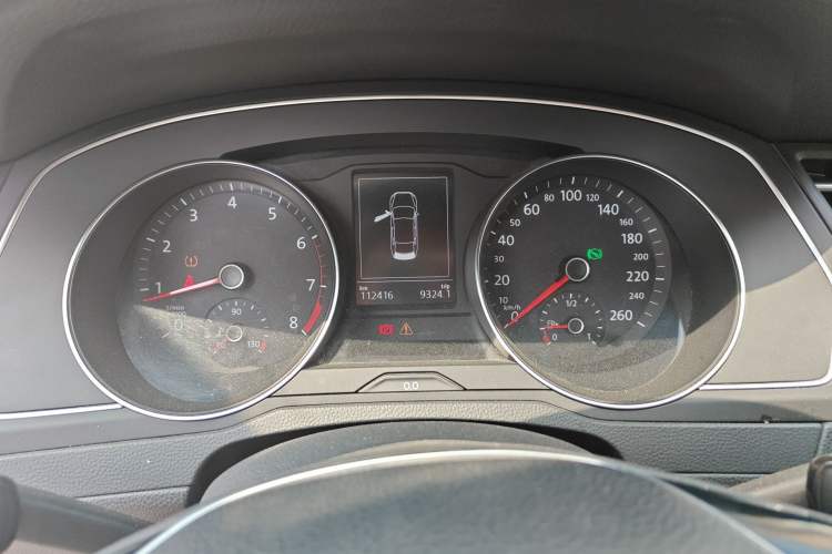 Used Volkswagen Magotan 2017 280TSI DSG Comfort Model Instrument Cluster