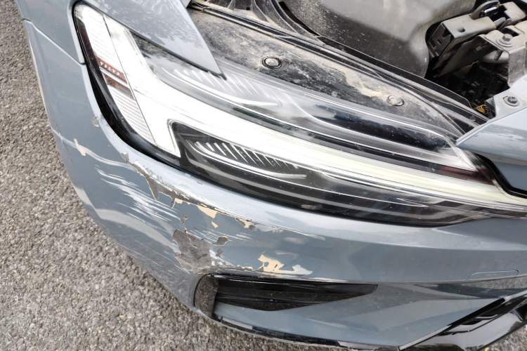 Used Volvo S60 2023 B4 Zhiyuan Sport Edition Right Front Headlight