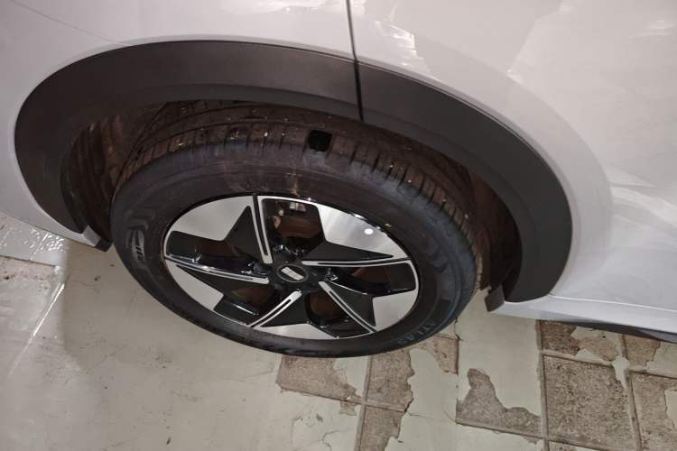 Used Geely Galaxy E5 2024 440km Launch Edition
