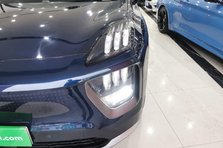 Used Hyptec HL 2025 700 Ultra Six-Seater All-Wheel-Drive LiDAR Version
