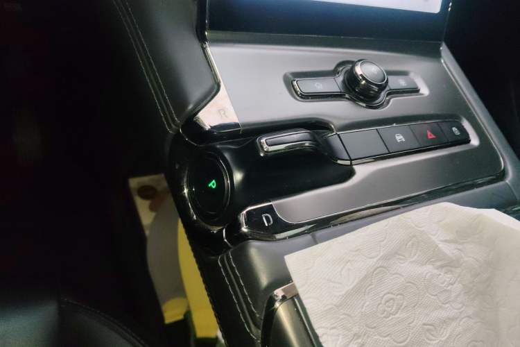 Used Nio ES6 2020 420 km Sport Edition Gear Lever