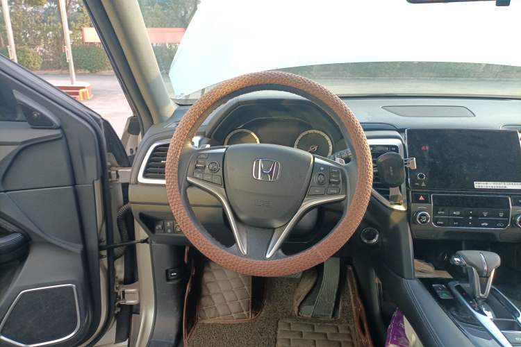 Used Honda UR-V 2017 240TURBO Two-Wheel Drive Classic Edition China V