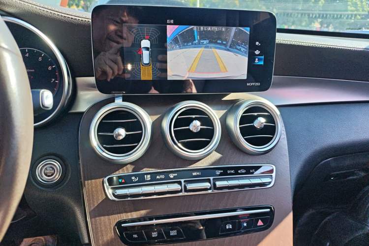 Used Mercedes-Benz GLC 2020 Facelift GLC 260 L 4MATIC Luxury Edition
