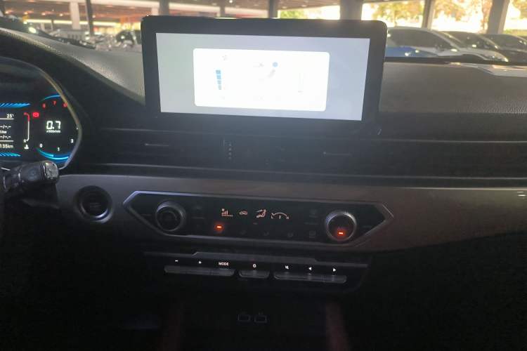 Used JETOUR X70 2024 1.5T DCT Glory PRO 7-Seater