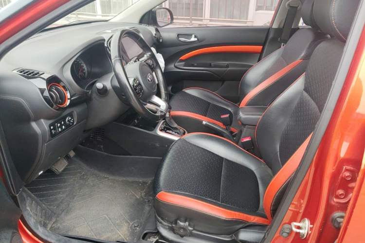 Used Kia kx1 Stonic 2019 1.4L Automatic Fun Edition China V Standard Left Front Seat