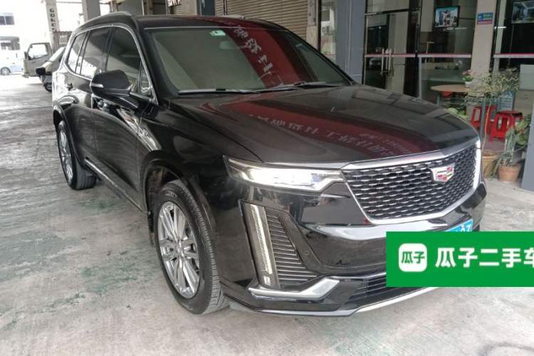Used Cadillac XT6 2021 2.0T Six-Seater Four-Wheel-Drive Luxury Version Front Right 45 Deg
