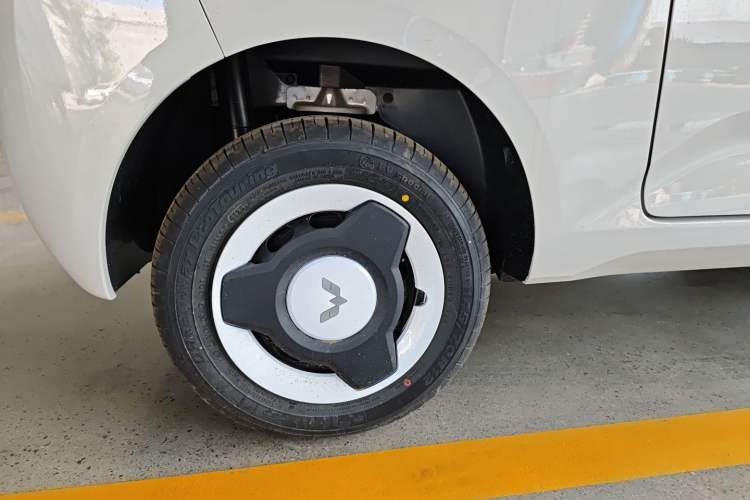 Used Wuling Hongguang MINIEV 2024 3rd Generation 215km Youth Edition Exterior 5