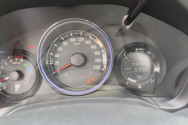 Used Honda XR-V 2015 1.8L EXi CVT Comfort Version
