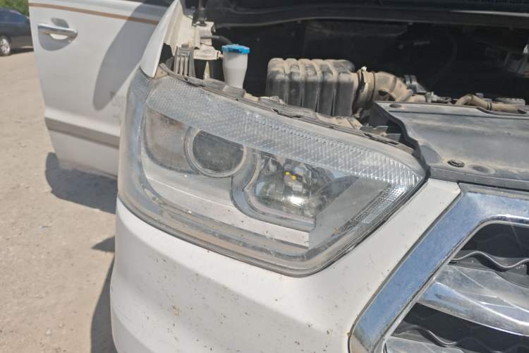 Used JAC Refine M4 2017 2.0T Manual Comfort Version
