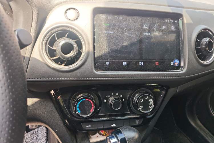 Used Honda XR-V 2015 1.8L EXi CVT Comfort Version
