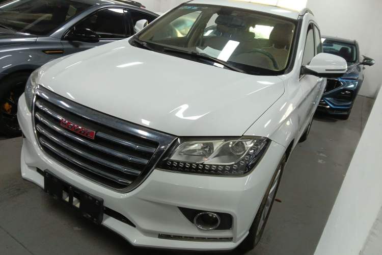 Used Haval H2 2016 Red-Label 1.5T Manual Two-Wheel Drive Luxury Model