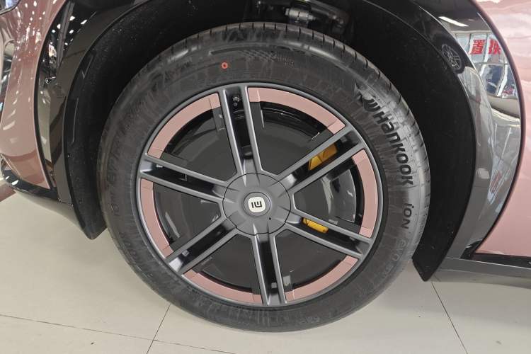 Used Xiaomi Auto YU7 2025 Ultra-Long Range Rear-Wheel Drive Version

